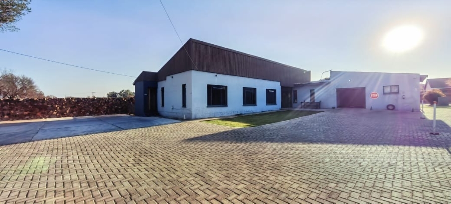 3 Bedroom Property for Sale in Miederpark North West